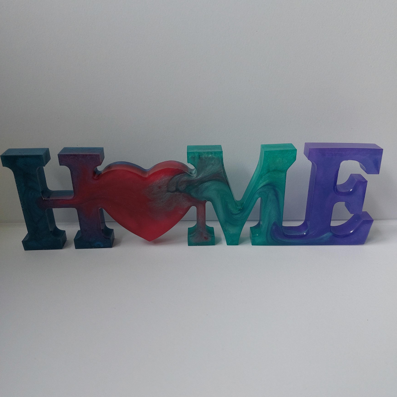 Beeldje "Home"