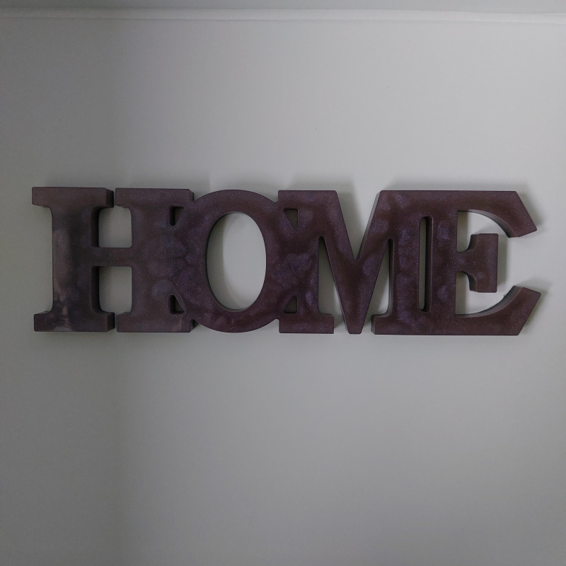 Beeldje "Home"