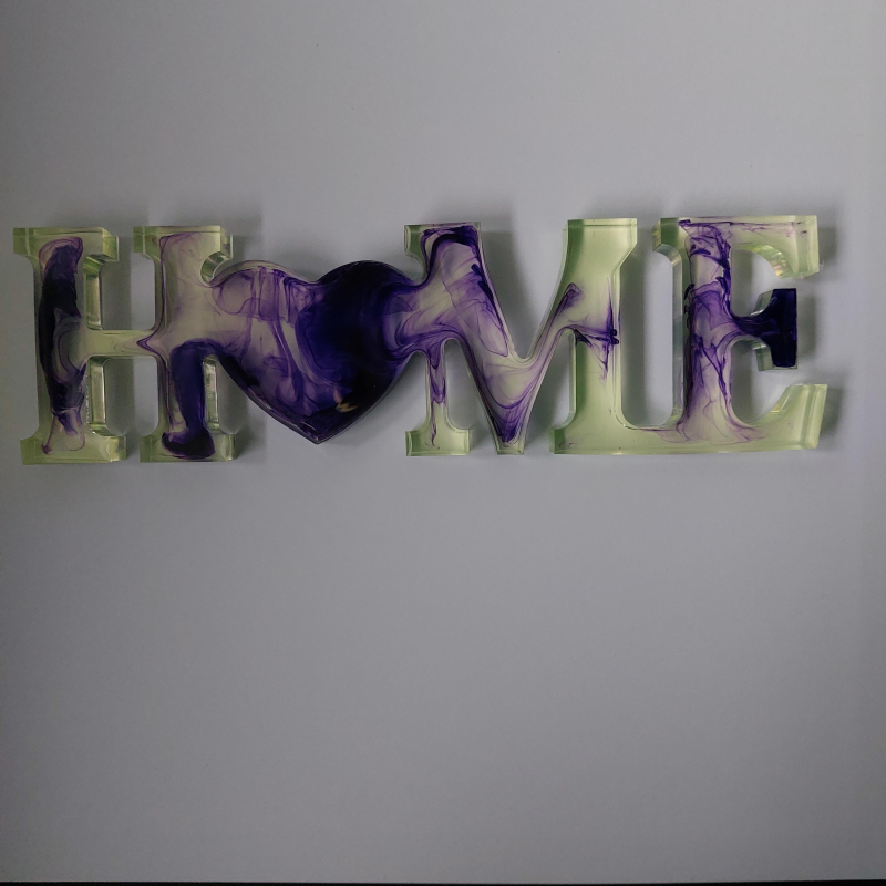 Beeldje "Home"
