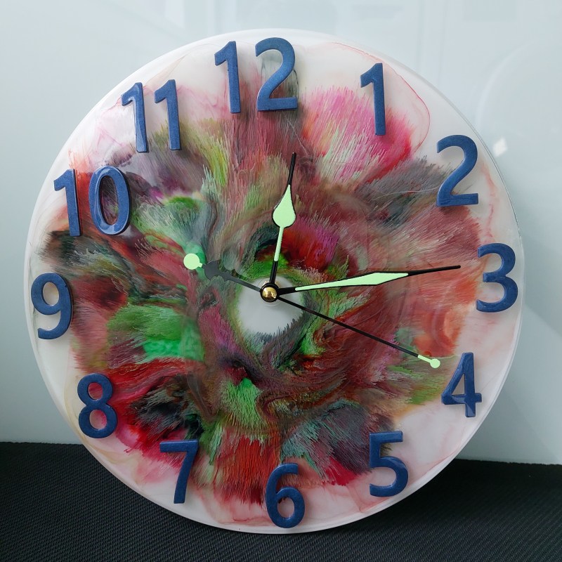 Klok rond, doorsnede 25 cm.