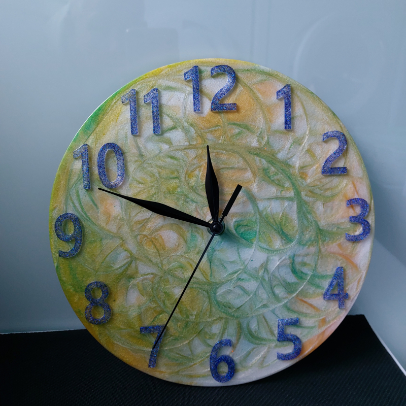 Klok rond, doorsnede 25 cm.